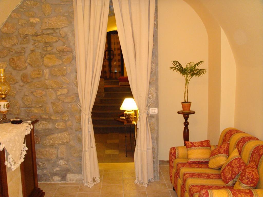 Centuripe Appartamento Antica Acropoli מראה חיצוני תמונה