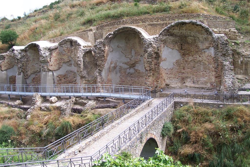 Centuripe Appartamento Antica Acropoli מראה חיצוני תמונה